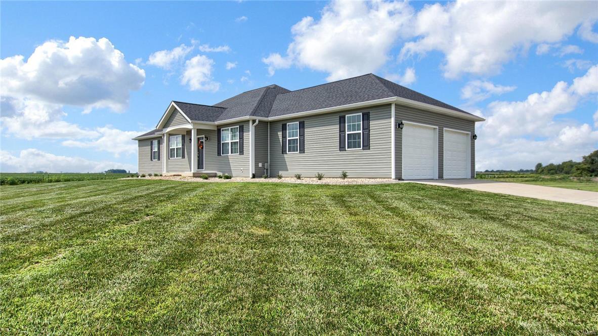 5605 Marine Road Alhambra, IL 62001 - Photo 10 of 46