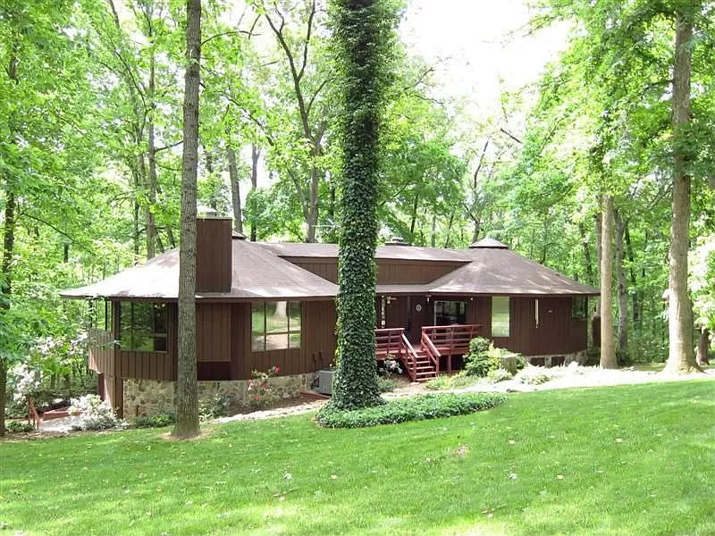 890 Moody Road Fall Branch, TN 37656 - Photo 2 of 89 02