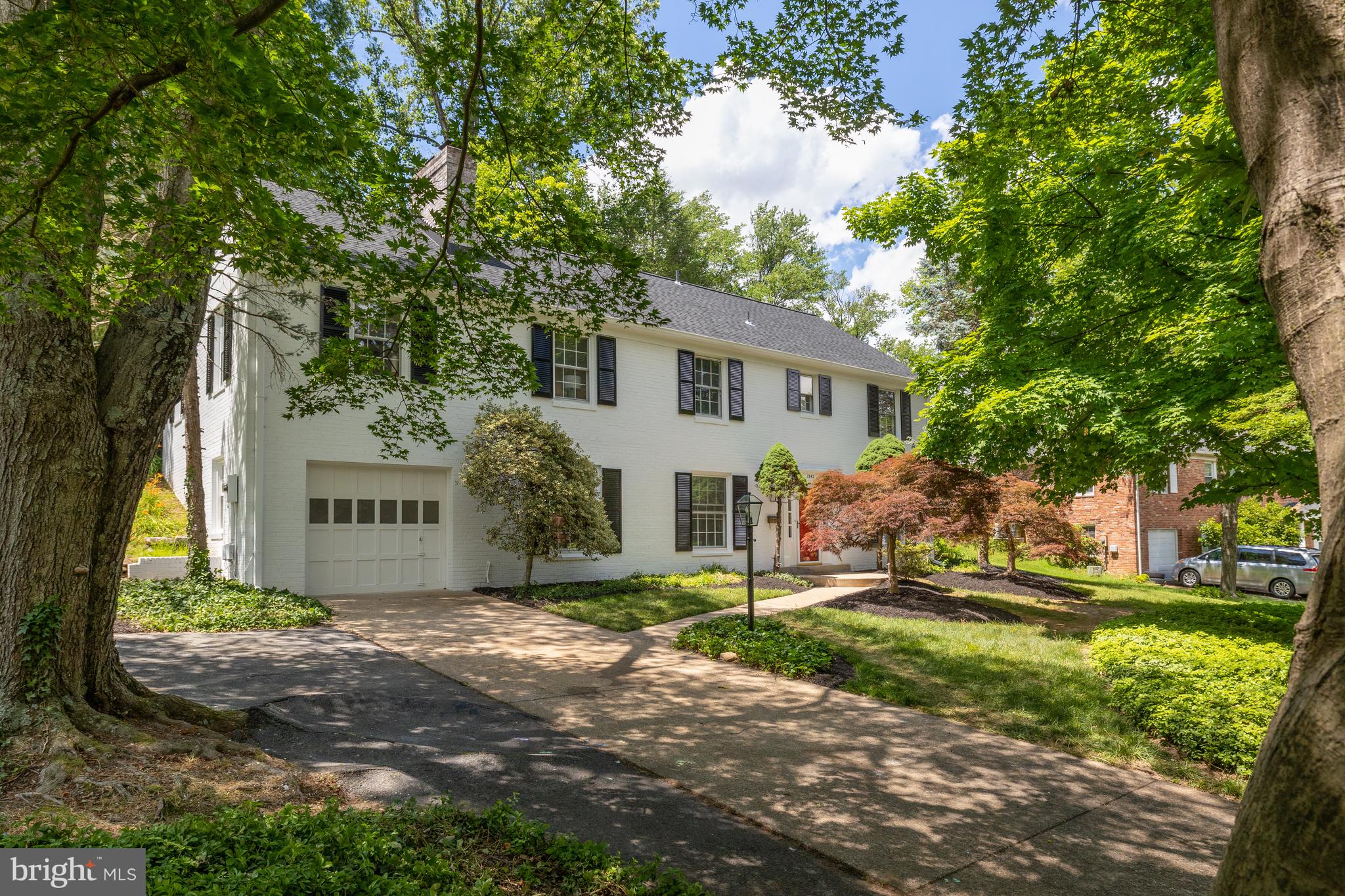 7842 Greeley Boulevard Springfield, VA 22152 - Photo 3 of 79 Gallery Image 3