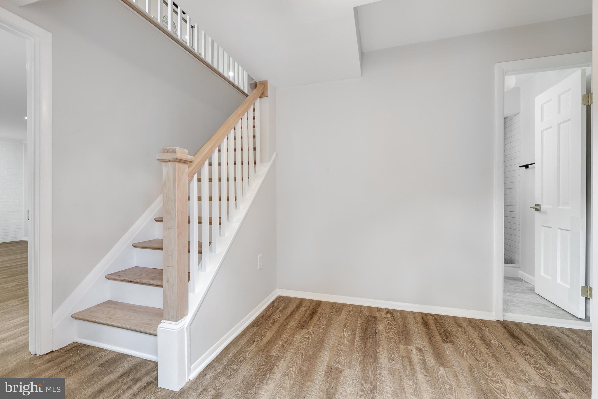 7842 Greeley Boulevard Springfield, VA 22152 - Photo 70 of 79 Foyer