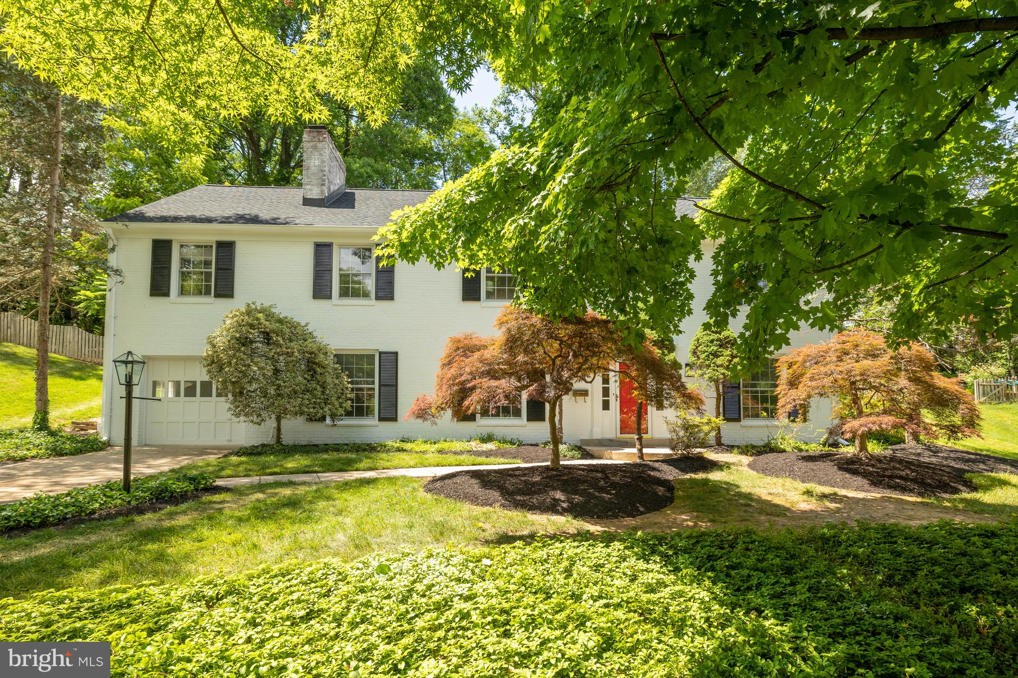 7842 Greeley Boulevard Springfield, VA 22152 - Photo 8 of 79 Gallery Image 8