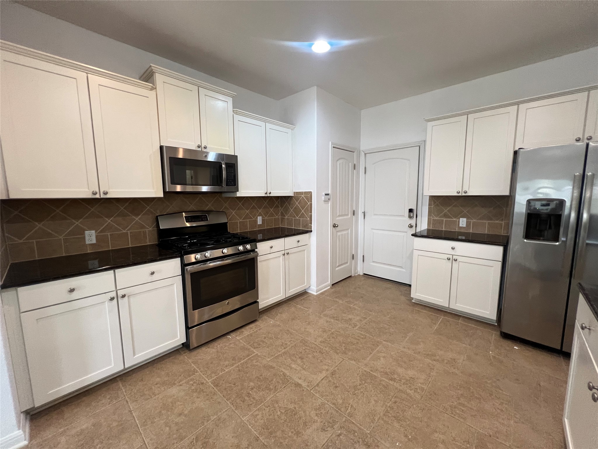 1508 Daylily Loop Georgetown, TX 78626 - Photo 4 of 26