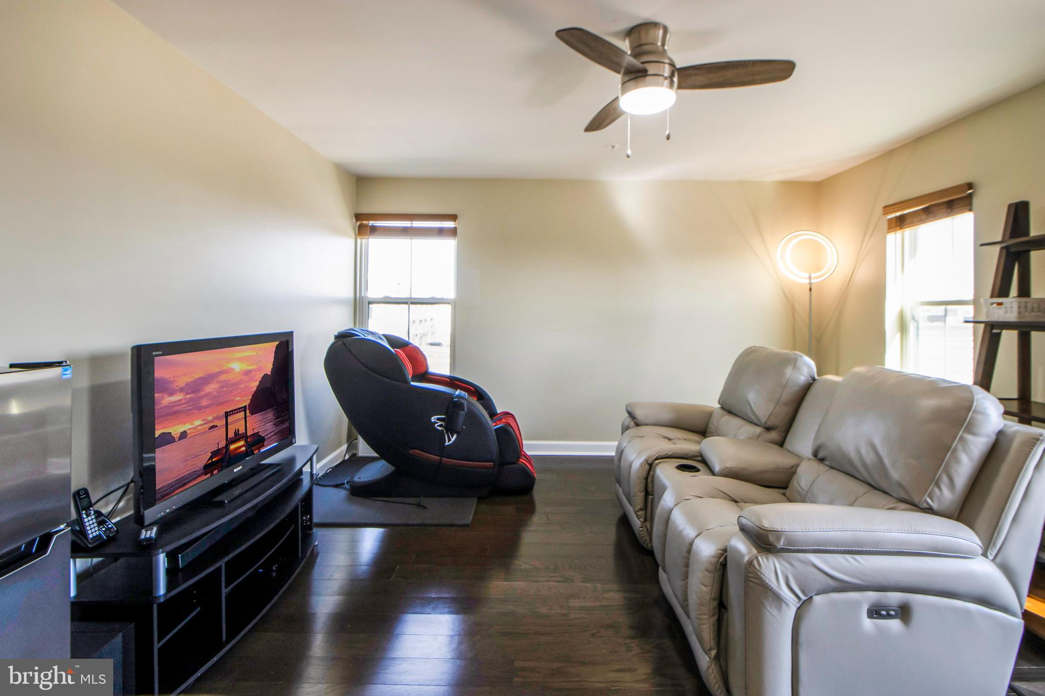 22166 Maple Tree Terrace Ashburn, VA 20148 - Photo 44 of 52