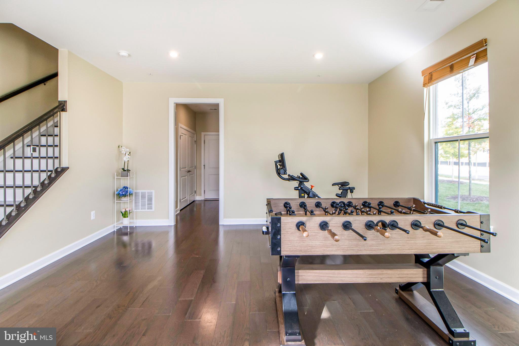 22166 Maple Tree Terrace Ashburn, VA 20148 - Photo 7 of 52