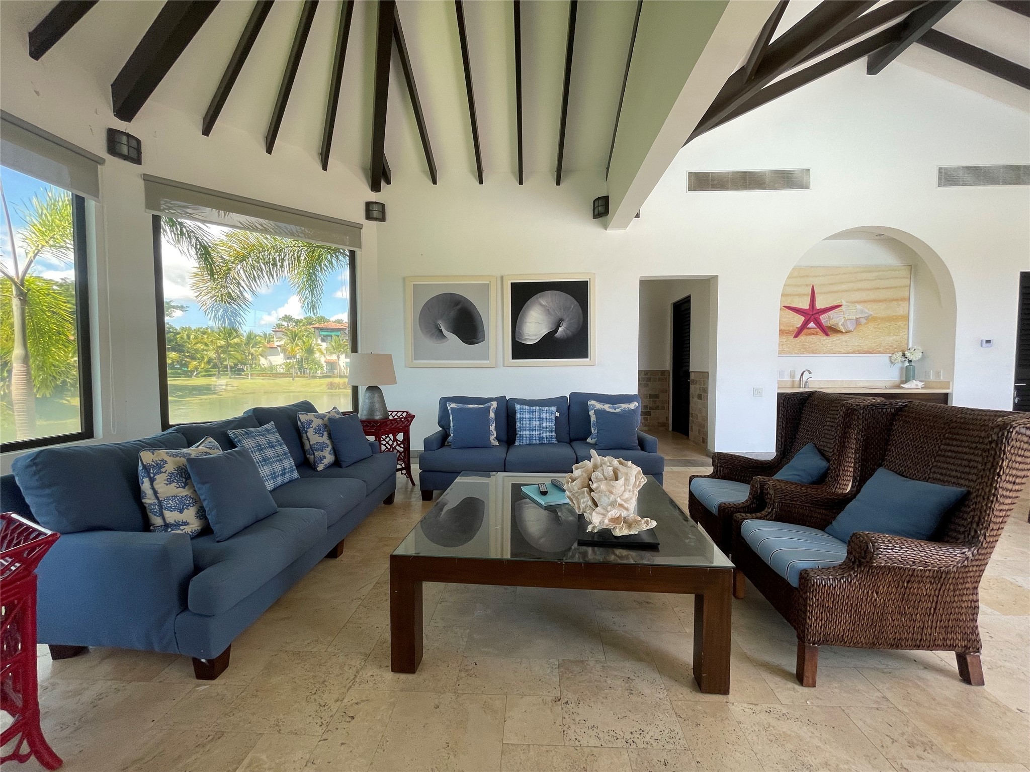 8 Riverside Buenaventura, Unit 8 Riverside, CA 92501 - Photo 29 of 34 a living room with furniture and a large window