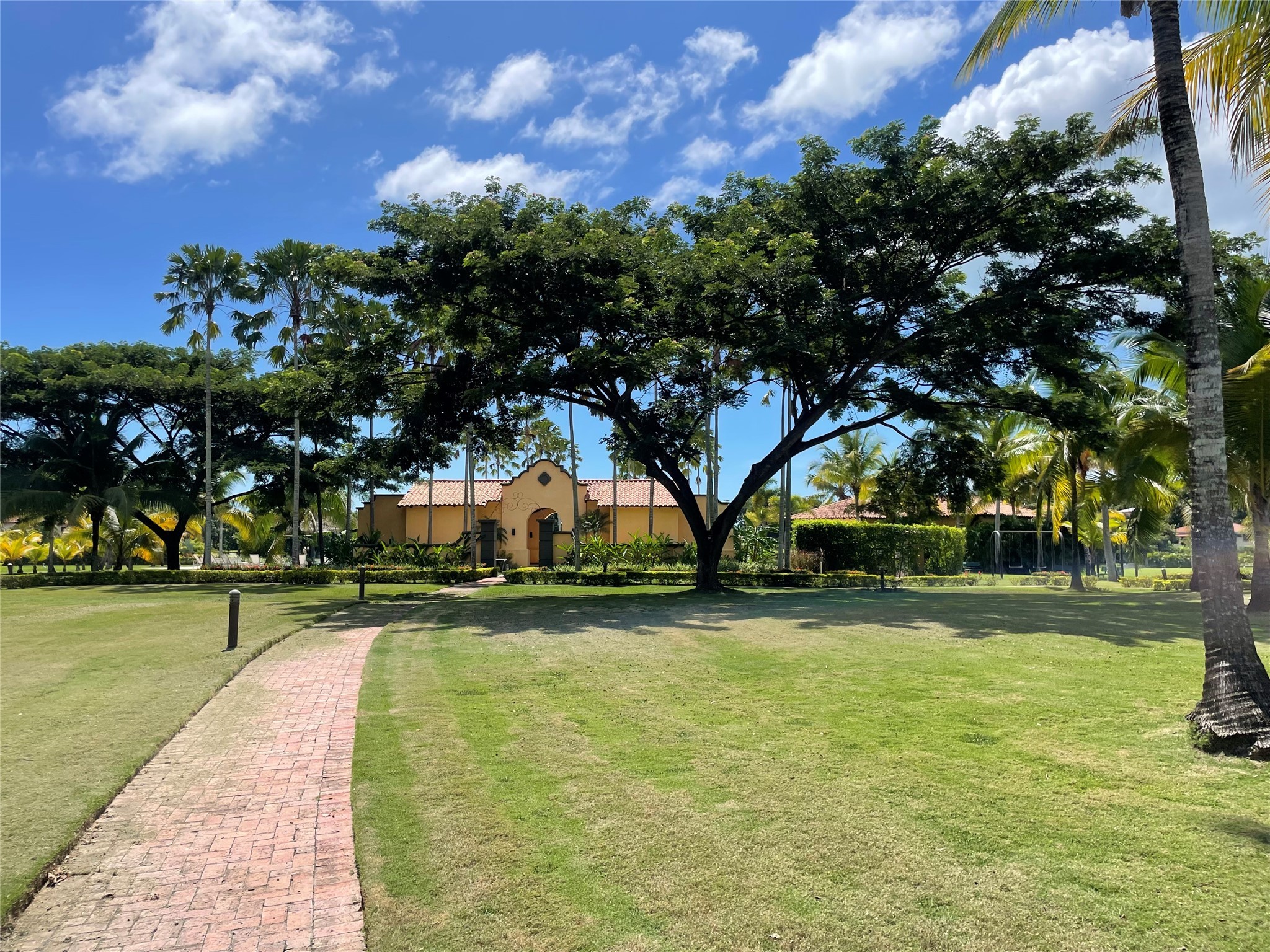 8 Riverside Buenaventura, Unit 8 Riverside, CA 92501 - Photo 32 of 34 a view of swimming pool and trees in the background