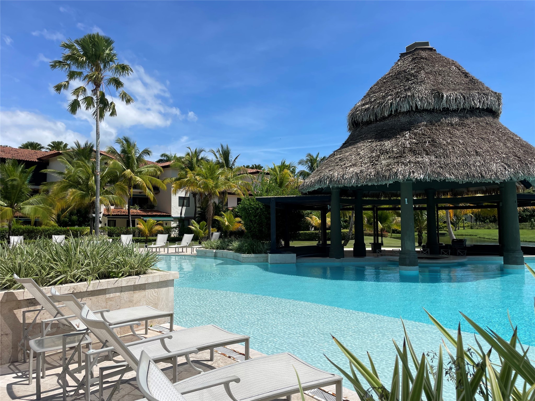 8 Riverside Buenaventura, Unit 8 Riverside, CA 92501 - Photo 9 of 34 a view of a porch with a yard