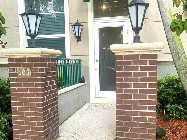 $2,150 | 510 Northwest 84th Avenue, Unit 103, Plantation, FL 33324