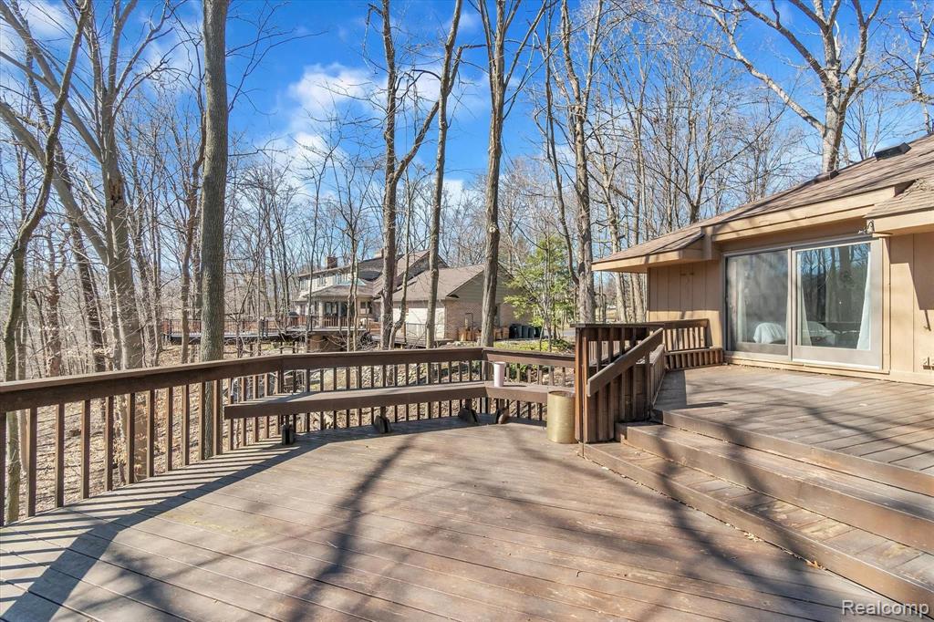 34412 Quaker Valley Road Farmington Hills, MI 48331 - Photo 50 of 57