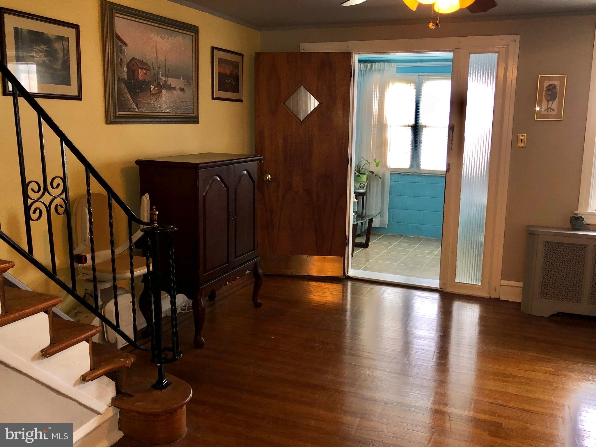 75 Hartley Road Lansdowne, PA 19050 - Photo 3 of 11 View of Enclosed Porch and Entry