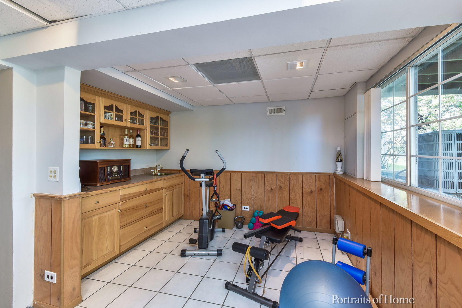 75 St Croix Court Aurora, IL 60504 - Photo 15 of 20 a view of a kitchen with furniture and staircase