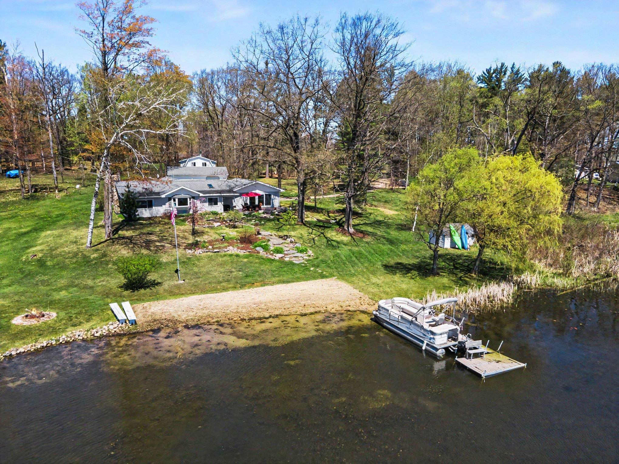 8101 Long Lake Road Hale, MI 48739 - Photo 5 of 41