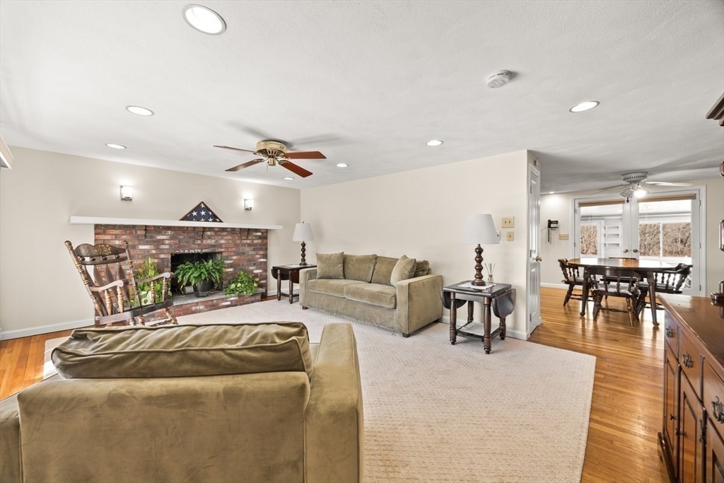 736 Sodom Road Westport, MA 02790 - Photo 18 of 42