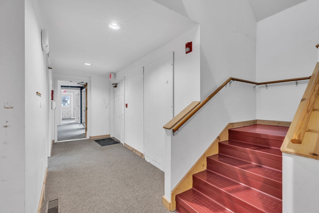 9 Russell Road Huntington, MA 01050 - Photo 22 of 42