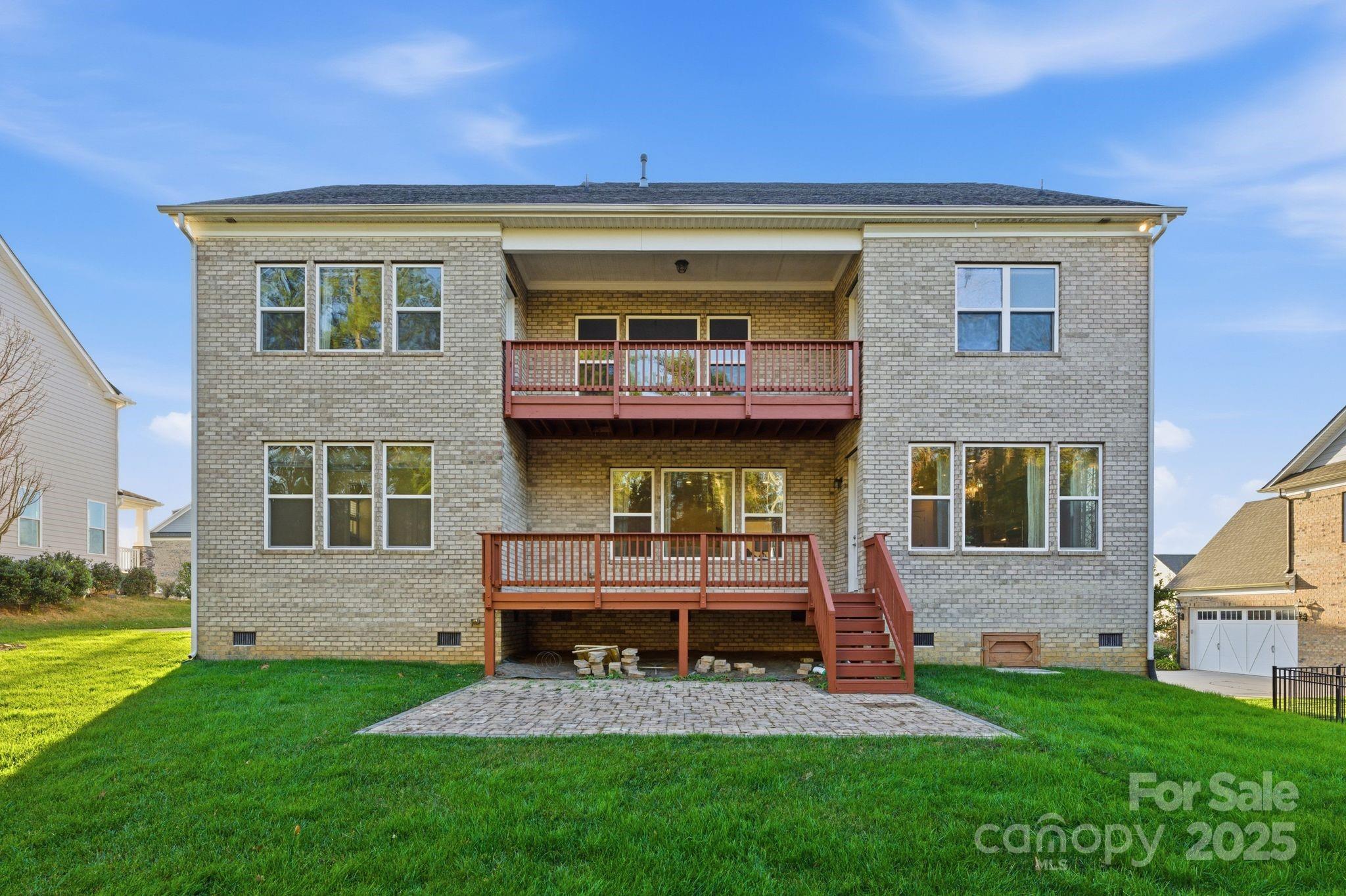 374 Hampton Trail Drive Fort Mill, SC 29708 - Photo 6 of 48 a view of an house with backyard porch and sitting area