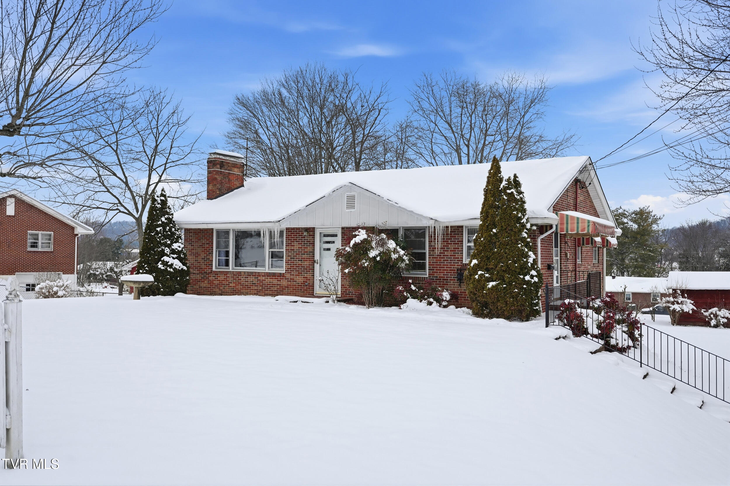 1_604 ridgeview dr-27
