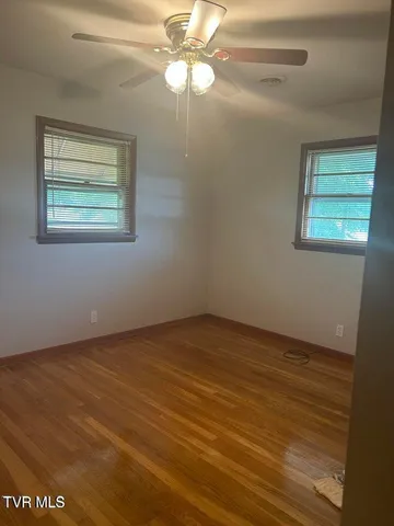 $2,000 | 604 Ridgeview Drive, Unit 3, Johnson City, TN 37604