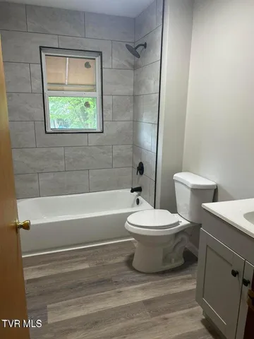 $2,000 | 604 Ridgeview Drive, Unit 3, Johnson City, TN 37604