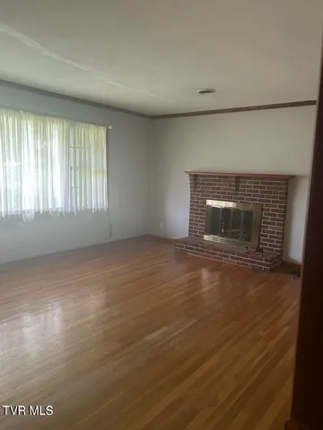 $2,000 | 604 Ridgeview Drive, Unit 3, Johnson City, TN 37604