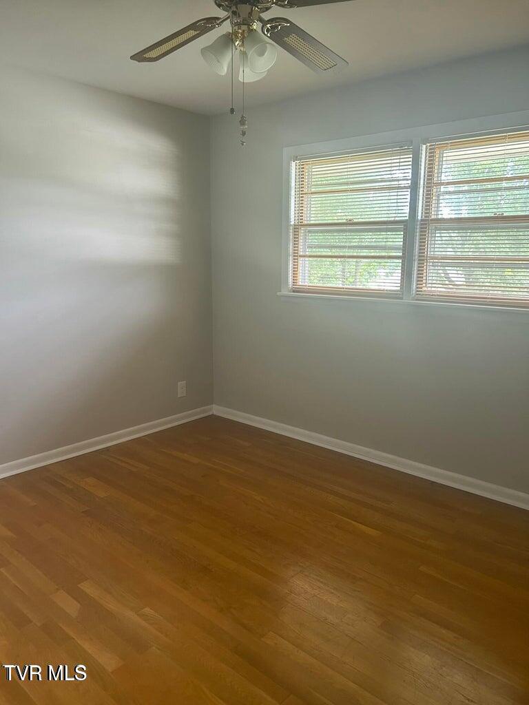 604 Ridgeview Drive, Unit 3 Johnson City, TN 37604 - Photo 9 of 21 20250621133324429831000000-o