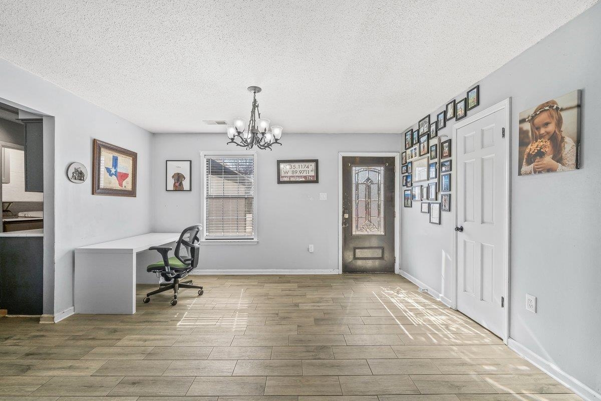 6310 Prairie View Drive Bartlett, TN 38134 - Photo 3 of 27 a view of a livingroom with a workspace