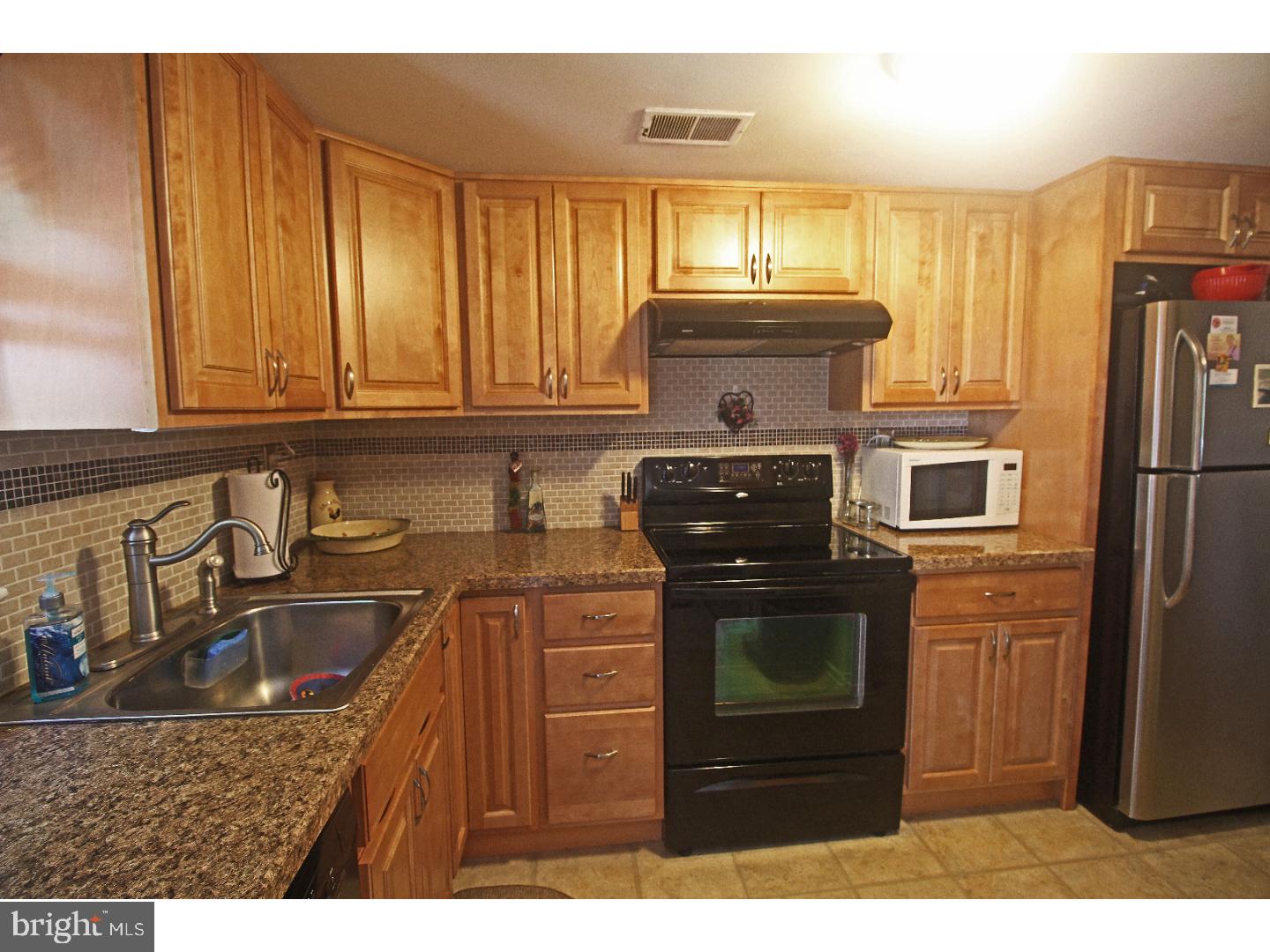 2018 Valley Drive West Chester, PA 19382 - Photo 3 of 14