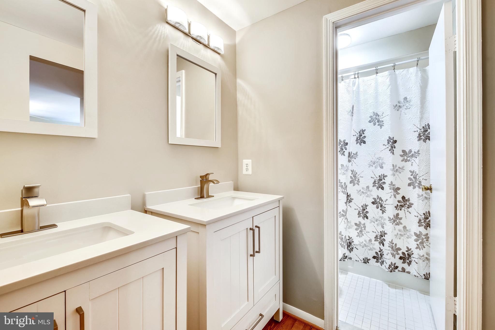 Newly remodeled master bath!