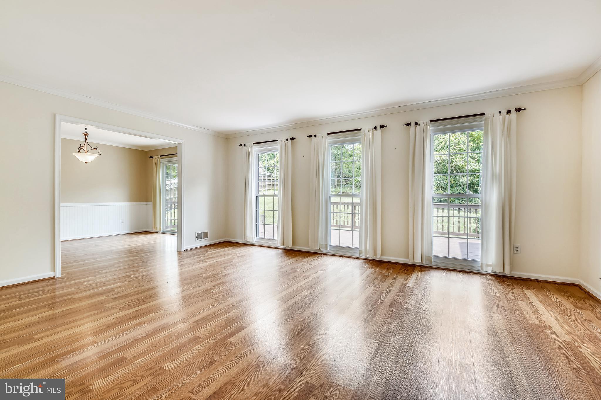 2417 Nees Lane Silver Spring, MD 20905 - Photo 8 of 65 Room sizes are so big