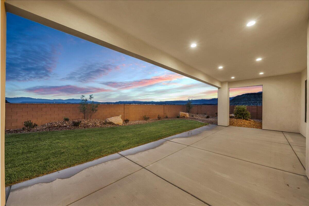 2072 South Pony Way Washington, UT 84780 - Photo 42 of 61 Basement Covered Patio