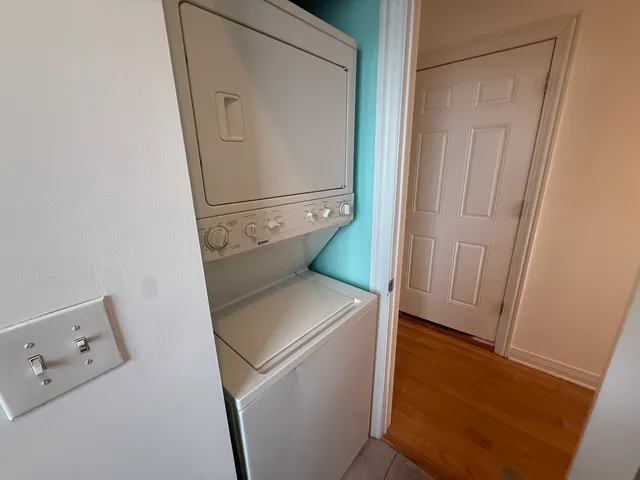 $1,450 | 5207 West Belmont Avenue, Unit 2C, Chicago, IL 60641