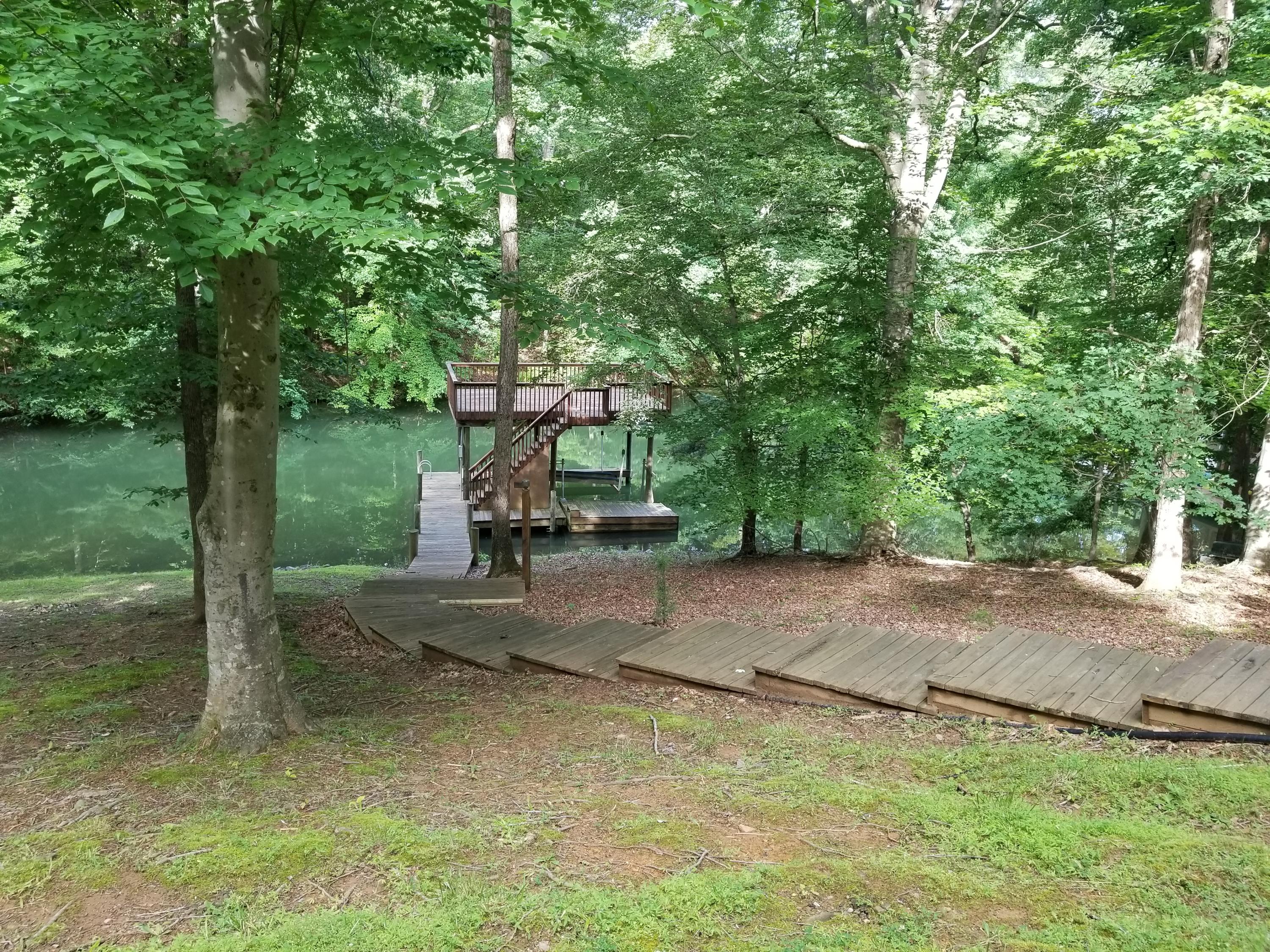 114 Ridgeway Court Moneta, VA 24121 - Photo 19 of 45 Easy amble to dock