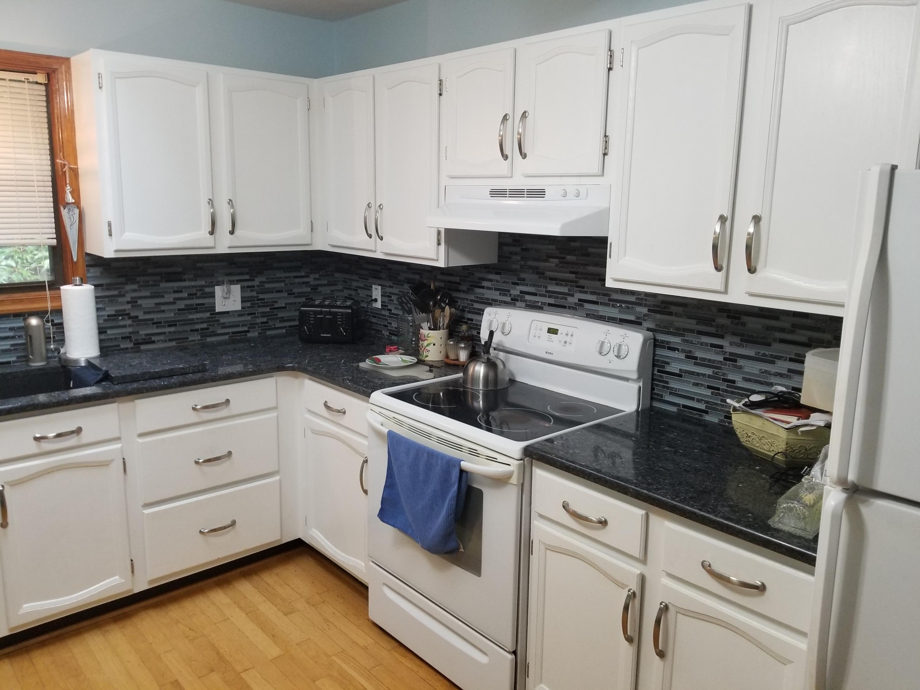 114 Ridgeway Court Moneta, VA 24121 - Photo 6 of 45 Kitchen
