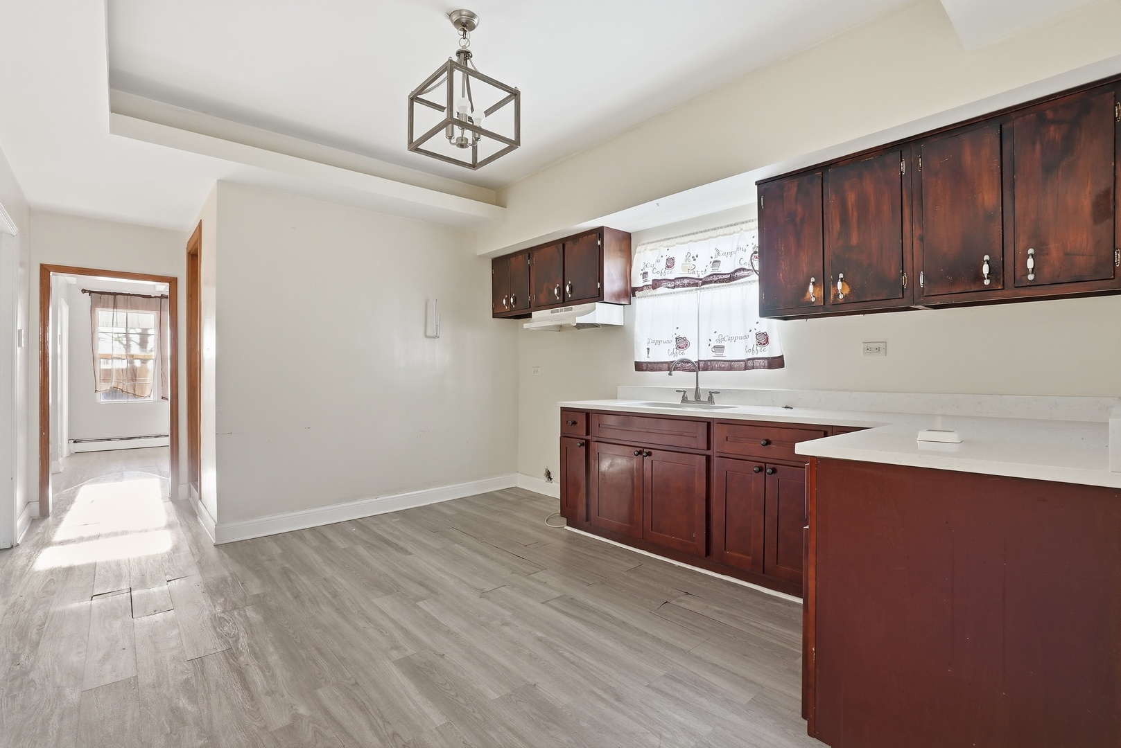 10046 South Commercial Avenue Chicago, IL 60617 - Photo 6 of 39