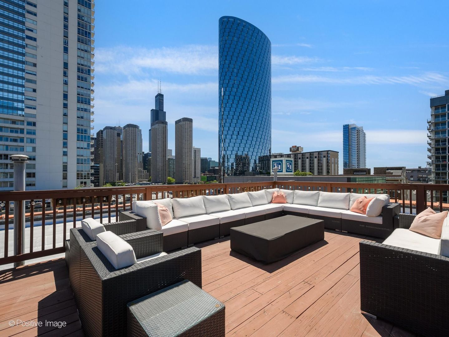 23 North Green Street, Unit 501 Chicago, IL 60607 - Photo 31 of 33