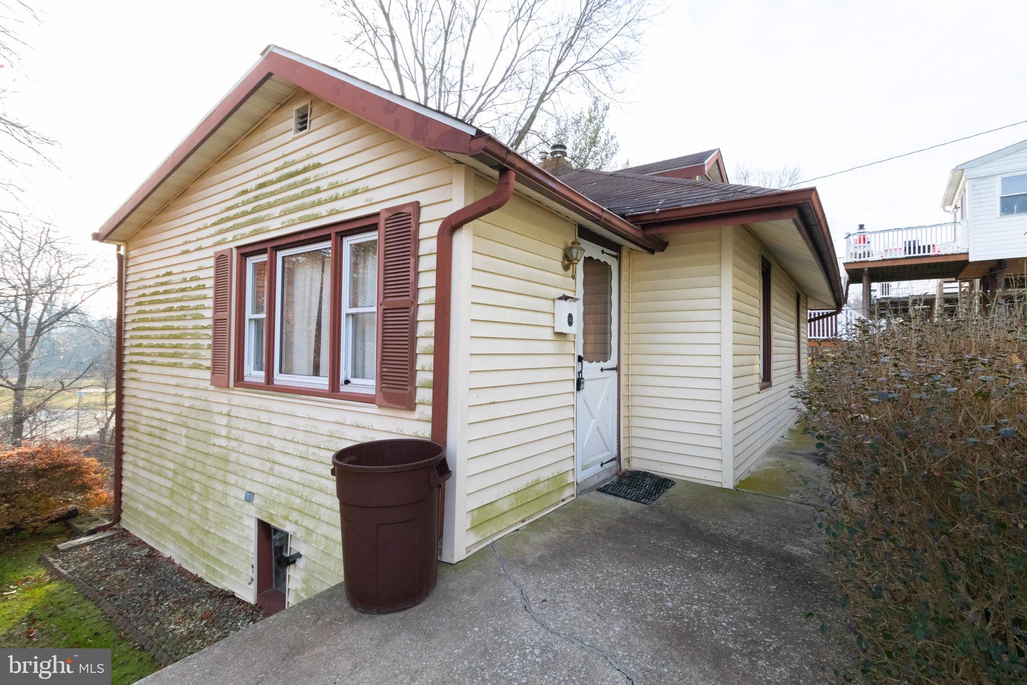 252 Haverford Road Folsom, PA 19033 - Photo 1 of 24 Gallery Image 1