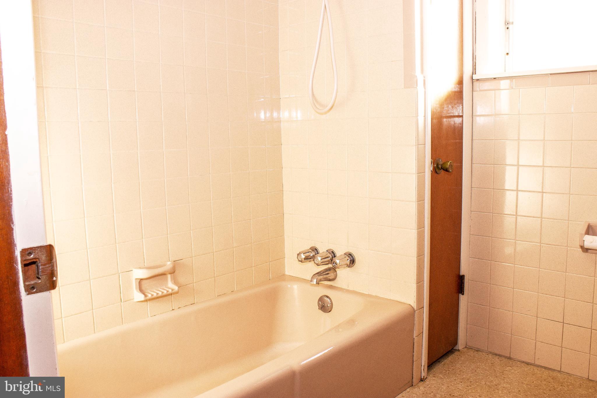 252 Haverford Road Folsom, PA 19033 - Photo 20 of 24 Gallery Image 20
