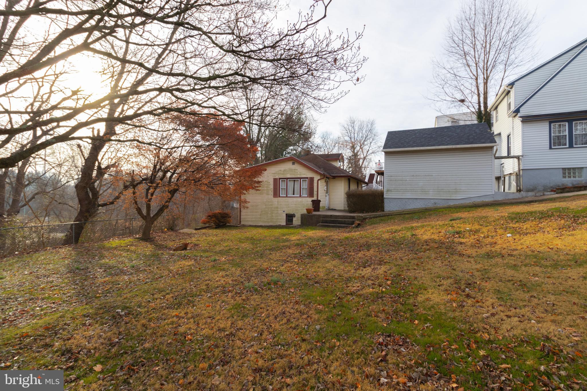 252 Haverford Road Folsom, PA 19033 - Photo 3 of 24 Gallery Image 3