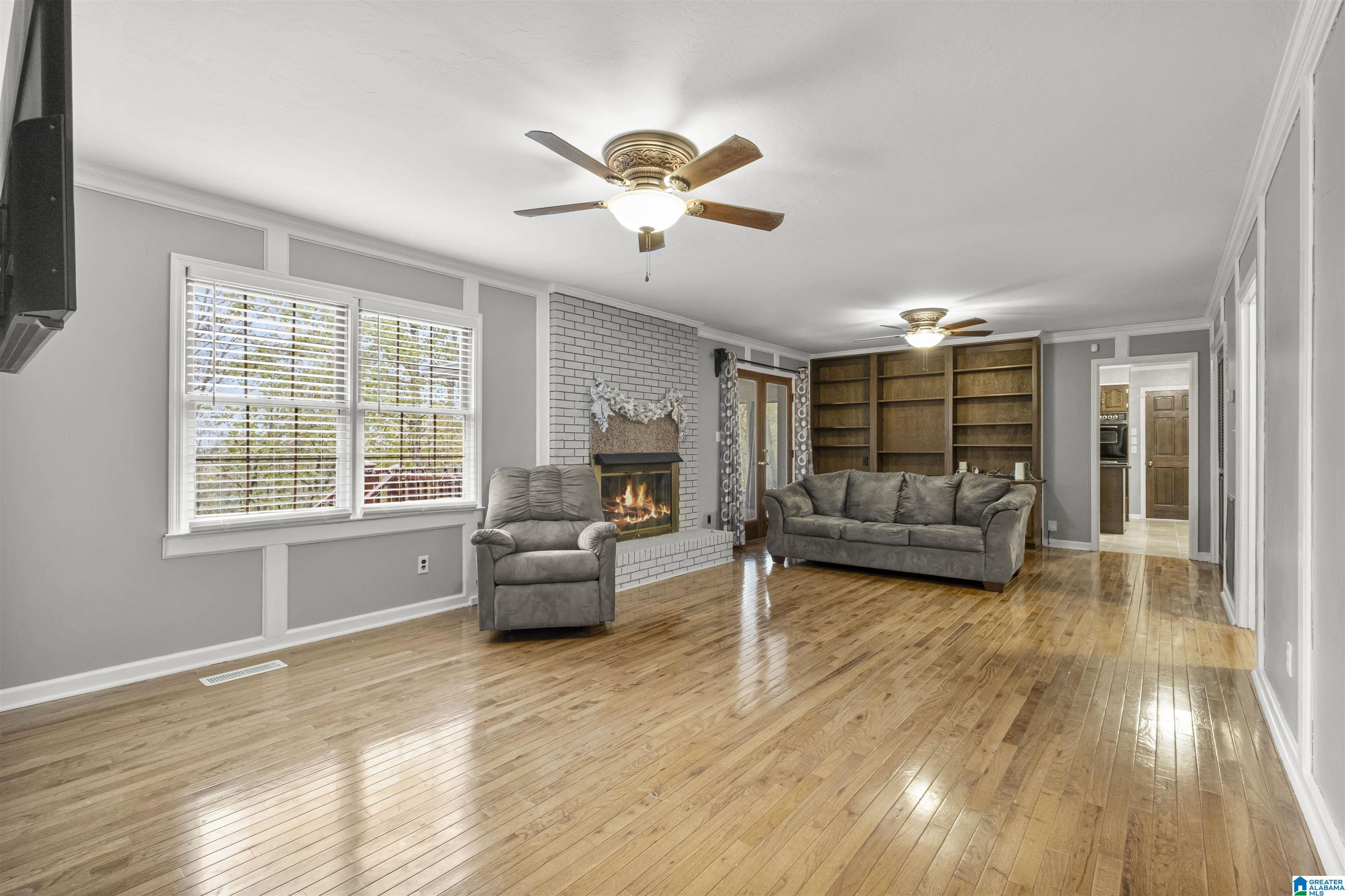 2101 Hathaway Heights Road Anniston, AL 36207 - Photo 8 of 35