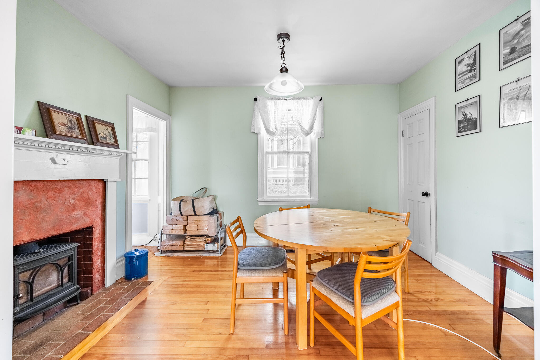 216 Center Street Bangor, ME 04401 - Photo 19 of 42 Dining-2