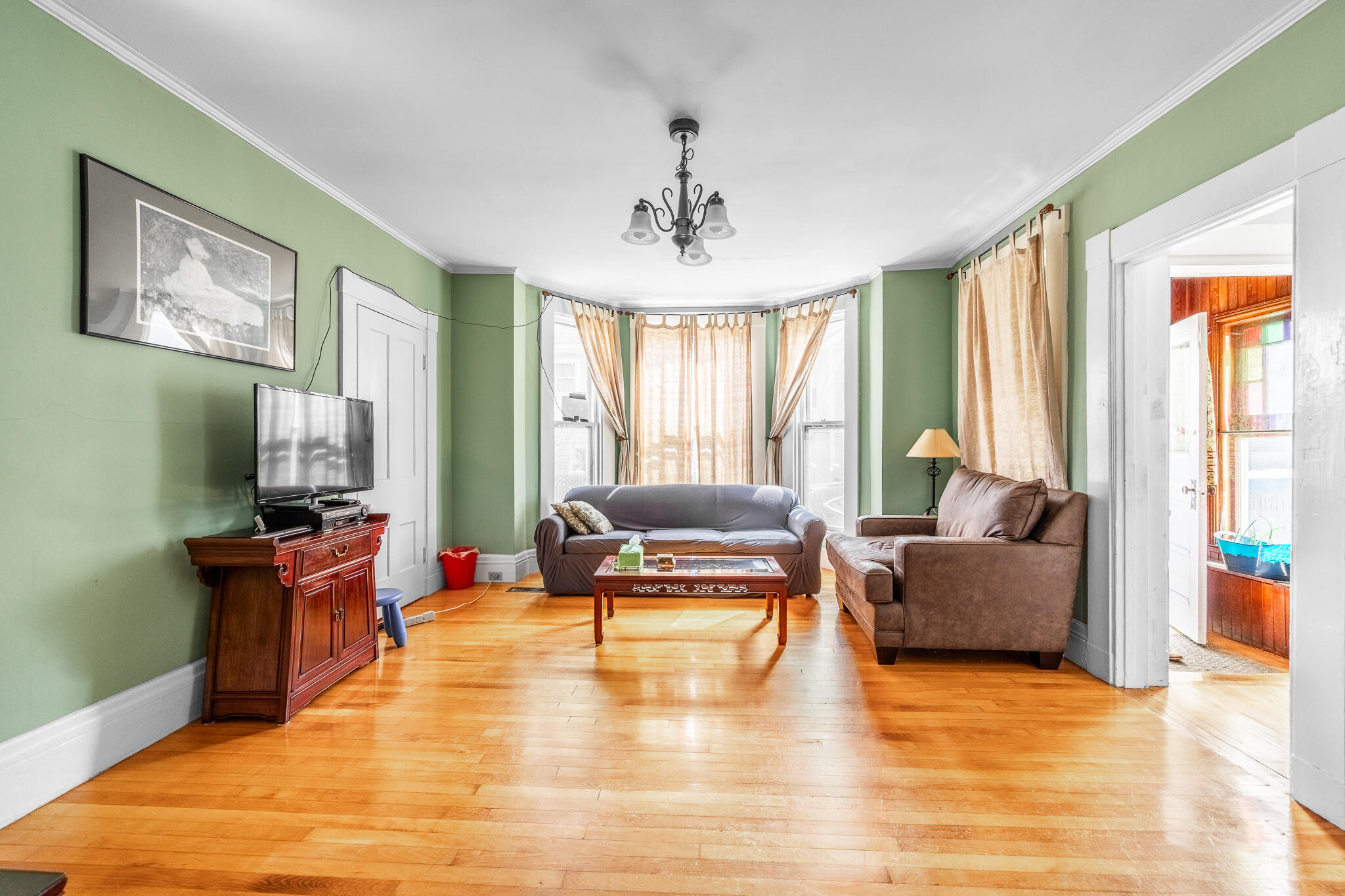 216 Center Street Bangor, ME 04401 - Photo 22 of 42 Living