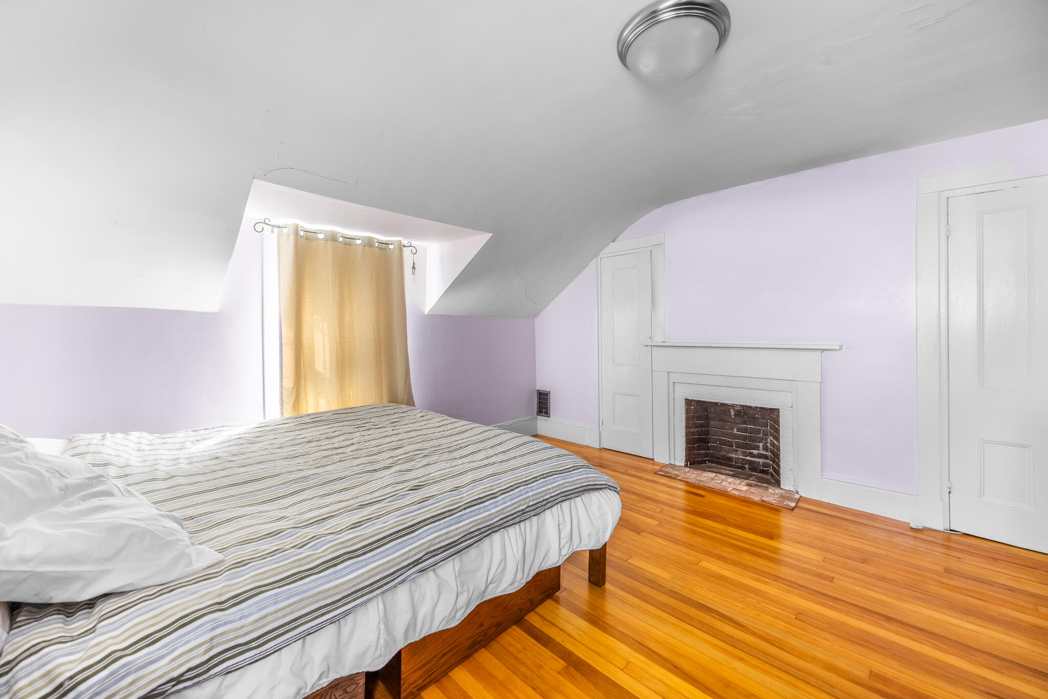 216 Center Street Bangor, ME 04401 - Photo 32 of 42 Room 4-2