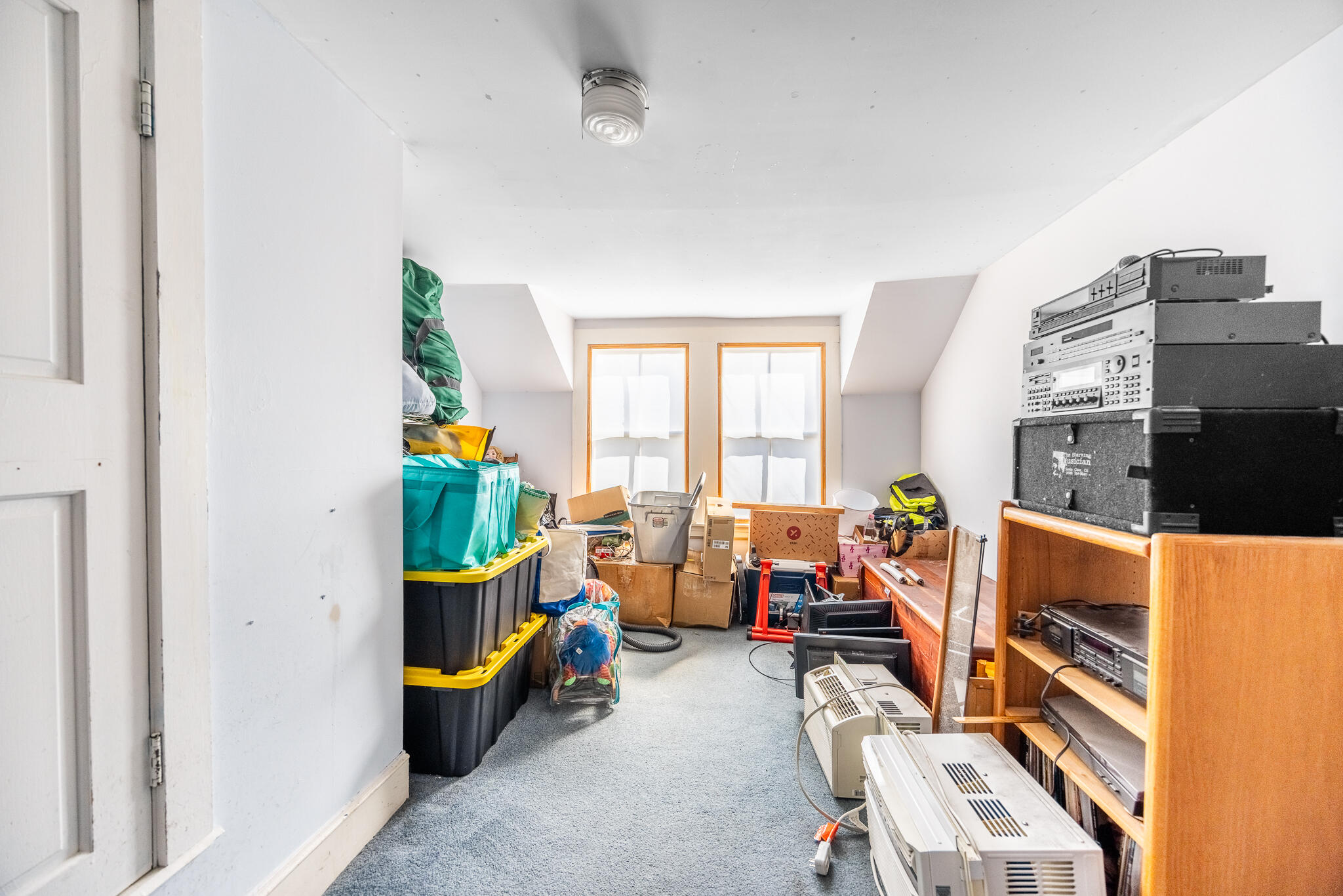 216 Center Street Bangor, ME 04401 - Photo 40 of 42 Room 1