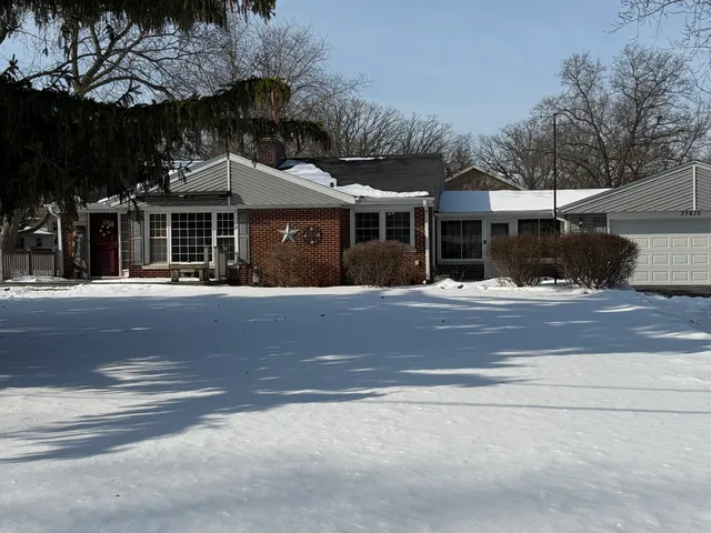 $340,000 | 37610 North Holdridge Avenue, Waukegan, IL 60087