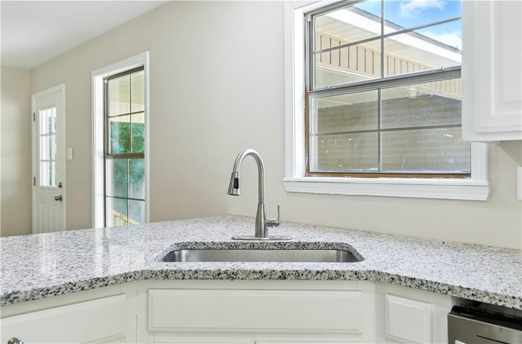 1719 Georgia Drive Pollock, LA 71467 - Photo 13 of 22