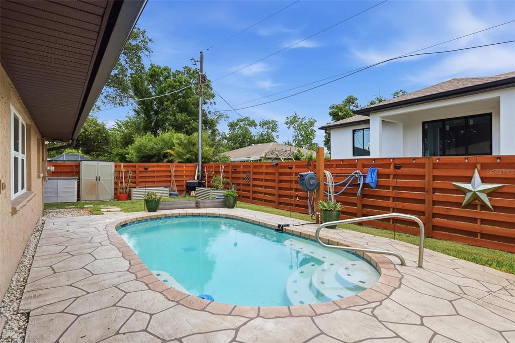 541 Morningside Road Venice, FL 34293 - Photo 3 of 37