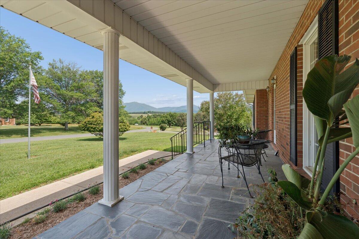 218 North Branch Road Bedford, VA 24523 - Photo 2 of 58 Front Porch Life