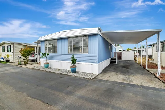 $279,000 | 4425 Clares Street, Unit 52, Capitola, CA 95010