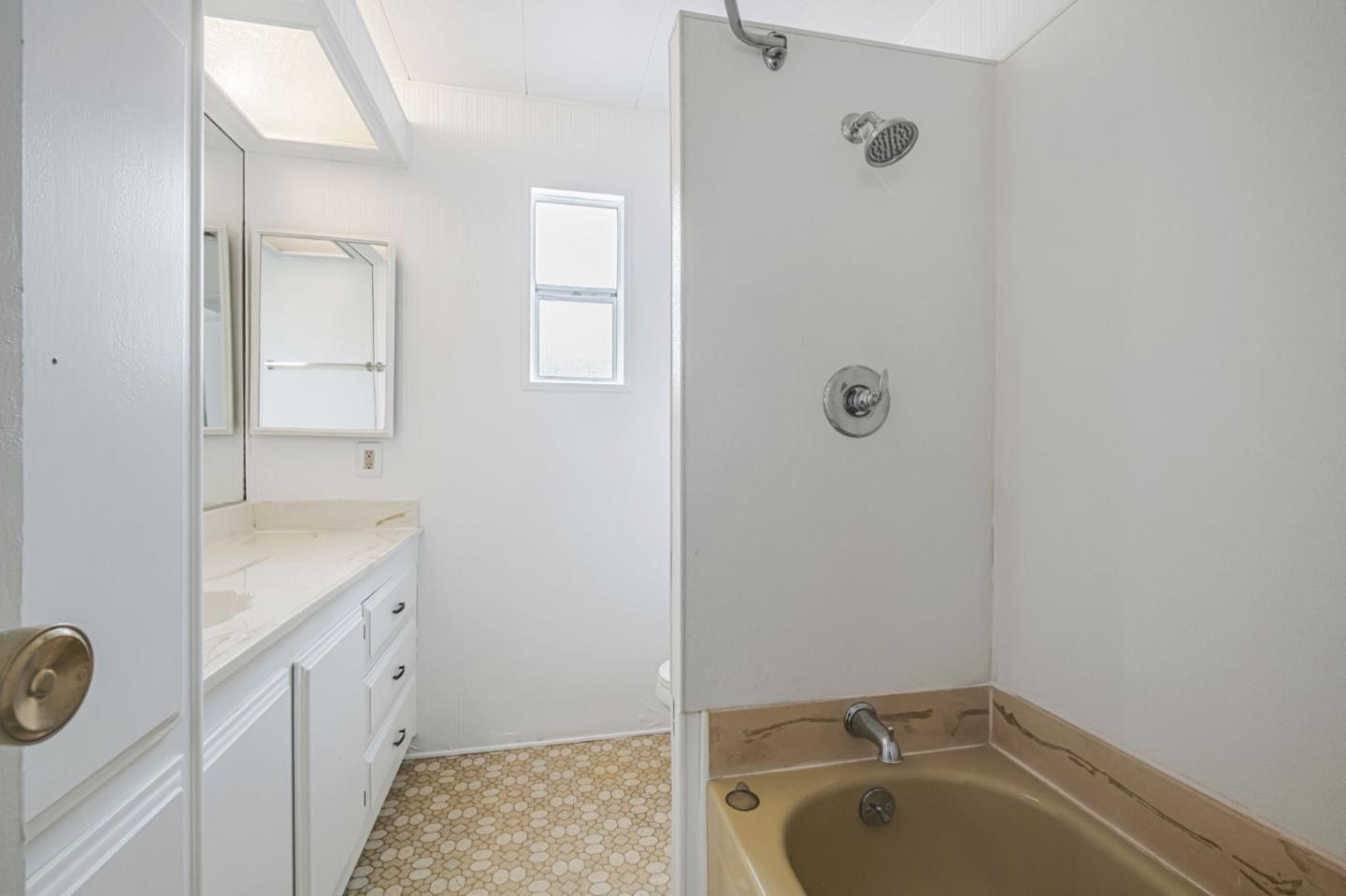 4425 Clares Street, Unit 52 Capitola, CA 95010 - Photo 24 of 35