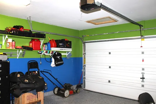 $2,400 | 11052 Kirkoswald Road, Austin, TX 78754