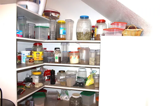 $2,400 | 11052 Kirkoswald Road, Austin, TX 78754